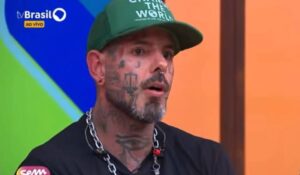 Tico Santa Cruz assume erro ao falar sobre sexualidade fluida