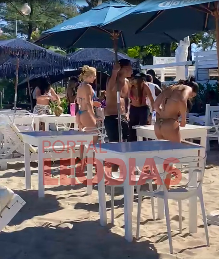 Virginia Fonseca curte praia com Vini Jr. um dia após reatarem namoro