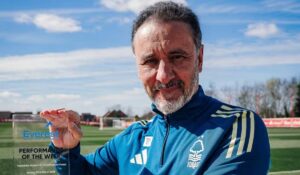 Vítor Pereira é demitido por e-mail e fãs ficam indignados com falta de respeito
