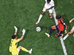 Vozinha, Sensação de Cabo Verde na Copa, Pode Jogar ao Lado de Messi! Entenda Essa Loucura