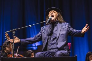 Alceu Valença aos 80 anos não quer descansar: celebra parceria com Orquestra Ouro Preto e comenta trabalho com Anitta