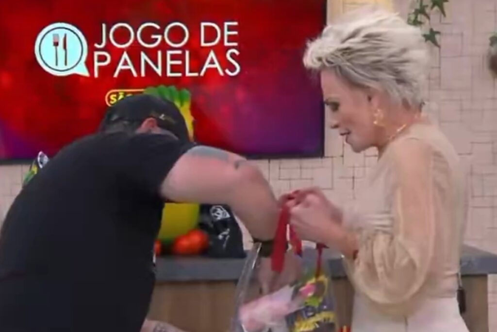 Ana Maria Braga dá bronca em convidado após ser chamada de senhora