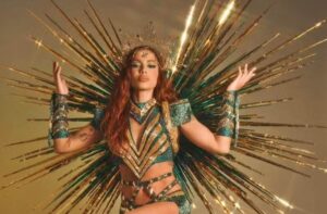 Anitta Rompe o Silêncio Após Ser Confirmada Rainha de Bateria da Grande Rio
