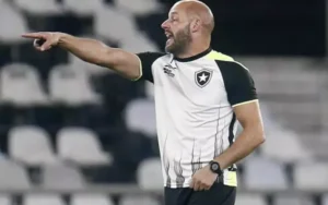 Botafogo em Apuros: Técnico Demitido e Ingressos a R$ 5 para Salvar a Sula