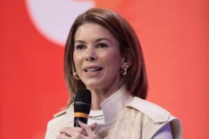 Daniela Beyruti Revela Futuro do SBT Diante da Era Digital