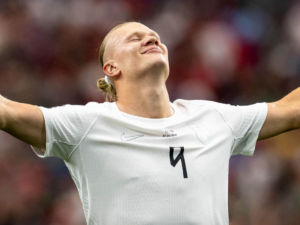 Erling Haaland Recebe Prêmio Guinness por Quatro Recordes Históricos no Futebol