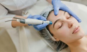Bombástico: Justiça derruba direito de dentista fazer harmonização facial