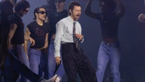 Harry Styles Revela Segredo para Desligar a Energia de Pop Star