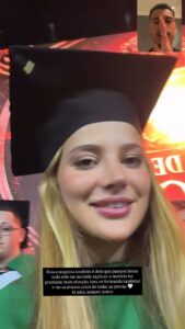 Isabella Rousso, esposa de Martinelli, celebra formatura em Medicina com apoio do jogador