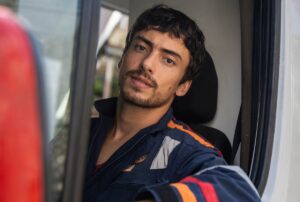 Jaffar Bambirra revela os bastidores emocionantes de viver um socorrista em ‘Emergência 53’