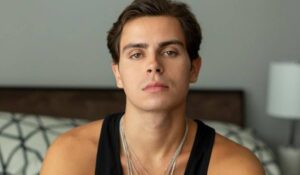 Jake T. Austin não engole corte e dispara críticas após sair de série!