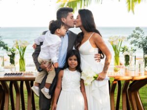 Jheny Santucci, mulher de Arthur Aguiar, rebate críticas sobre plástica antes do casamento