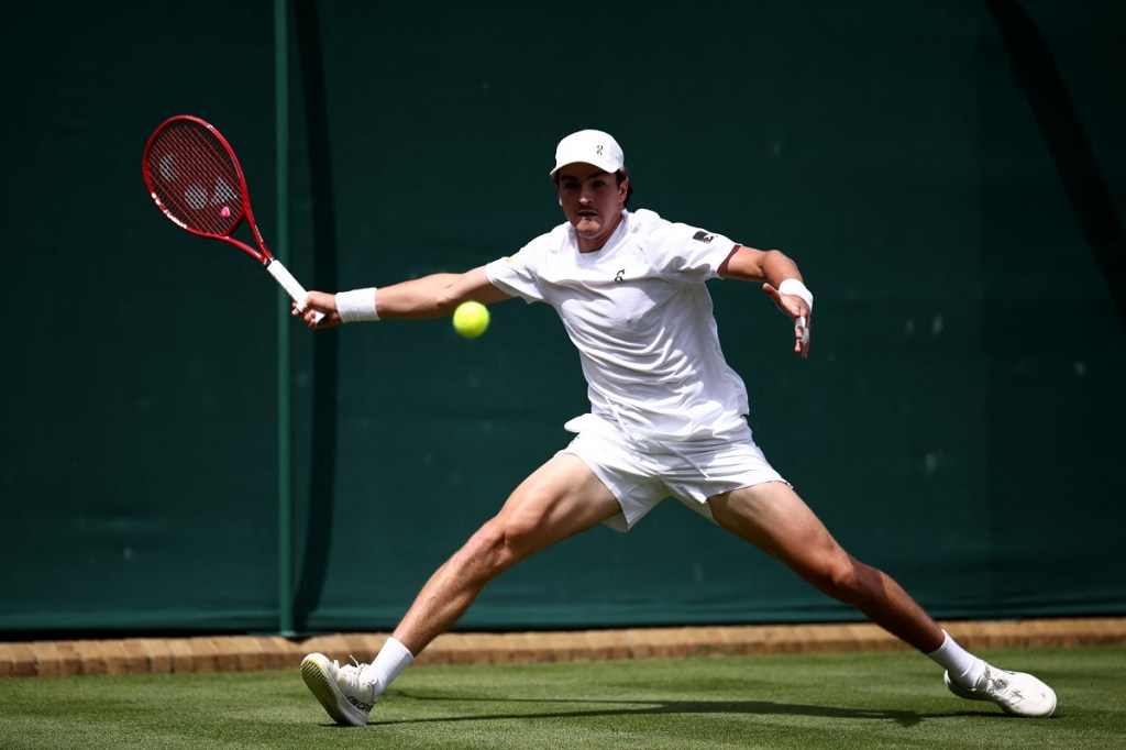 João Fonseca bota o pé na porta e avança firme no Masters de Montreal!