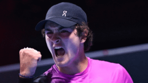 João Fonseca vence e já bate recorde em Cincinnati; promessa brasileira quer mais