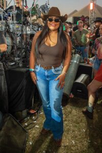 Kenya Sade BOTA PARA QUEBRAR e desbanca Ana Castela em enquete de melhor look!
