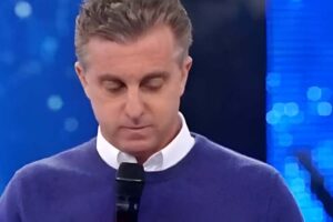 Luciano Huck se emociona com morte de Obama: “Distribuiu sorrisos”