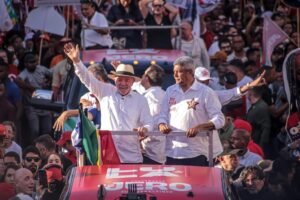 Lula promete virada no 1º turno e confia na vitória: ‘Temos tudo para ganhar’