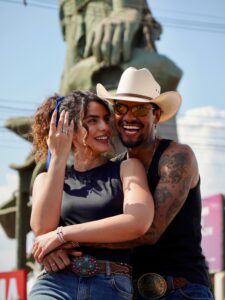 Maria Rita se declara para Jeninho após aceitar pedido de namoro