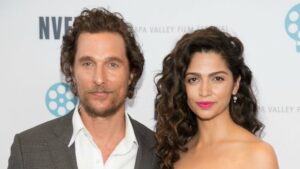 Matthew McConaughey dá bronca de pai em filho ator iniciante
