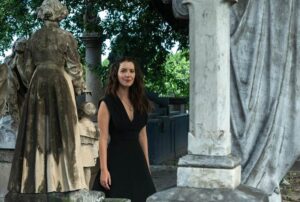 Nathalia Dill revela mistérios de Francesca em Quem Ama Cuida