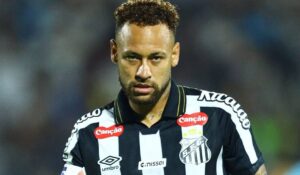 Neymar desmente leitura labial viral: ‘Tá errado’ diz craque após jogo pelo Santos!