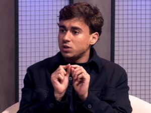 Nikolas Ferreira admite influência de Bolsonaro, mas afirma sua própria identidade política