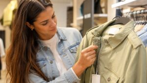 Patricia Lages revela o segredo para não cair em pegadinhas de moda