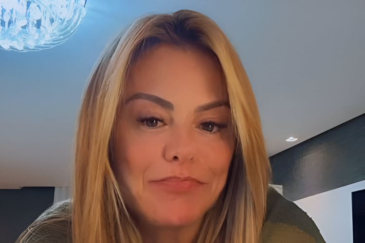 Poliana Rocha Faz Desabafo Pesado e Detona Adultos Mal Resolvidos
