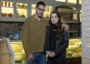 Iuri é flagrado e expõe plano secreto de Adriana em ‘Quem ama cuida’!