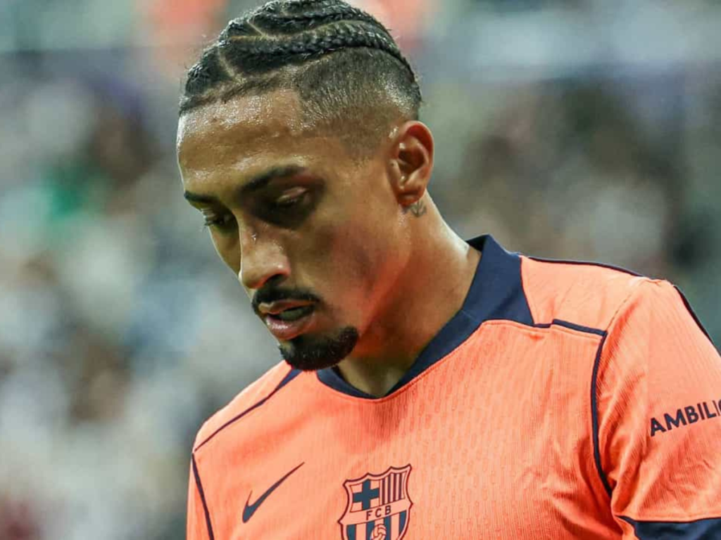 Raphinha Faz História! Primeiro Brasileiro Capitão Titúlar do Barcelona