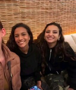 Rayssa Leal e Duda Wilken surgem juntas em nova foto e esquentam rumores