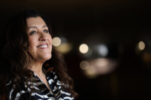 Regina Casé usa Lei Rouanet pela primeira vez e rebate críticas: ‘Sou atacada há anos’