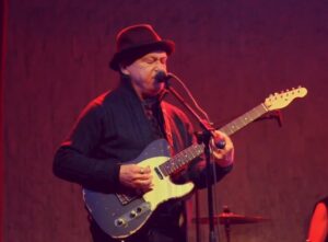 Guitarrista da banda Television diagnosticado com câncer raro
