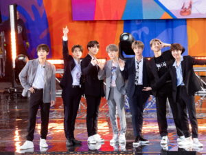 Roberta Miranda causa ‘ciúmes’ em fãs ao fazer homenagem ao BTS e responde com humor!