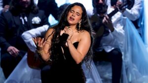 Rosalía Quebra Recorde no Streaming Após Arrebentar no Brasil!