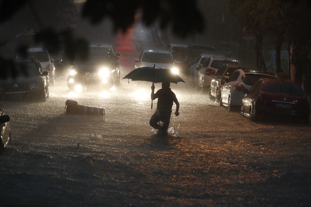 São Paulo levou uma coça do vento: ventos de 109 km/h assustam a capital!