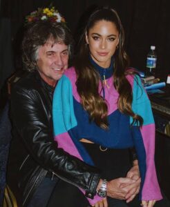 Tini Stoessel enfrenta guerra por fortuna de R$ 362 milhões com o próprio pai