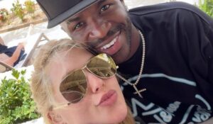 Vini Jr. zera redes sociais e abre especulação sobre término com Virginia Fonseca