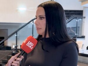 Viviane Araújo muda visual radicalmente e Joaquim rouba a cena com sua reação