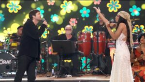 Vladimir Brichta canta com a filha Agnes no Altas Horas e emociona público