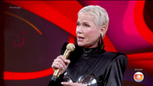 Xuxa Manda Indireta para Mara e Ganha Apoio de Famosas