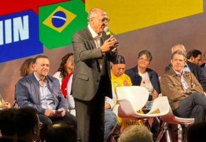 Alckmin cobra investigação sobre privatização da Sabesp realizada por Tarcísio