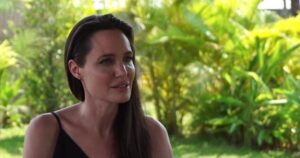 Angelina Jolie virou salvadora de floresta no Camboja e criou reserva que protege centenas de animais