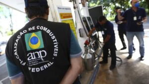 ANP aplica multas de mais de R$ 700 milhões contra distribuidoras por aumentos abusivos de combustíveis