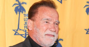 Arnold Schwarzenegger doa mega terreno na Califórnia e prova que é herói da vida real também