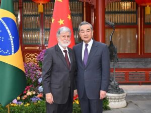 Brasil e China batem o martelo contra interferência externa nas eleições