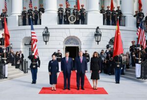 China e EUA prorrogam trégua tarifária por dois meses após reunião na Casa Branca