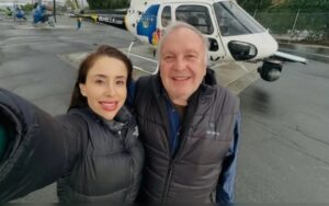 Colleen Williams da NBC anuncia morte de colegas ao vivo em acidente aéreo trágico