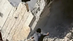 Drone de Israel mata adolescente palestino que tentava salvar paramédico ferido em Gaza