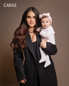 Dulce Maria apresenta filha caçula Fernanda pela primeira vez em revista: ‘Presente’